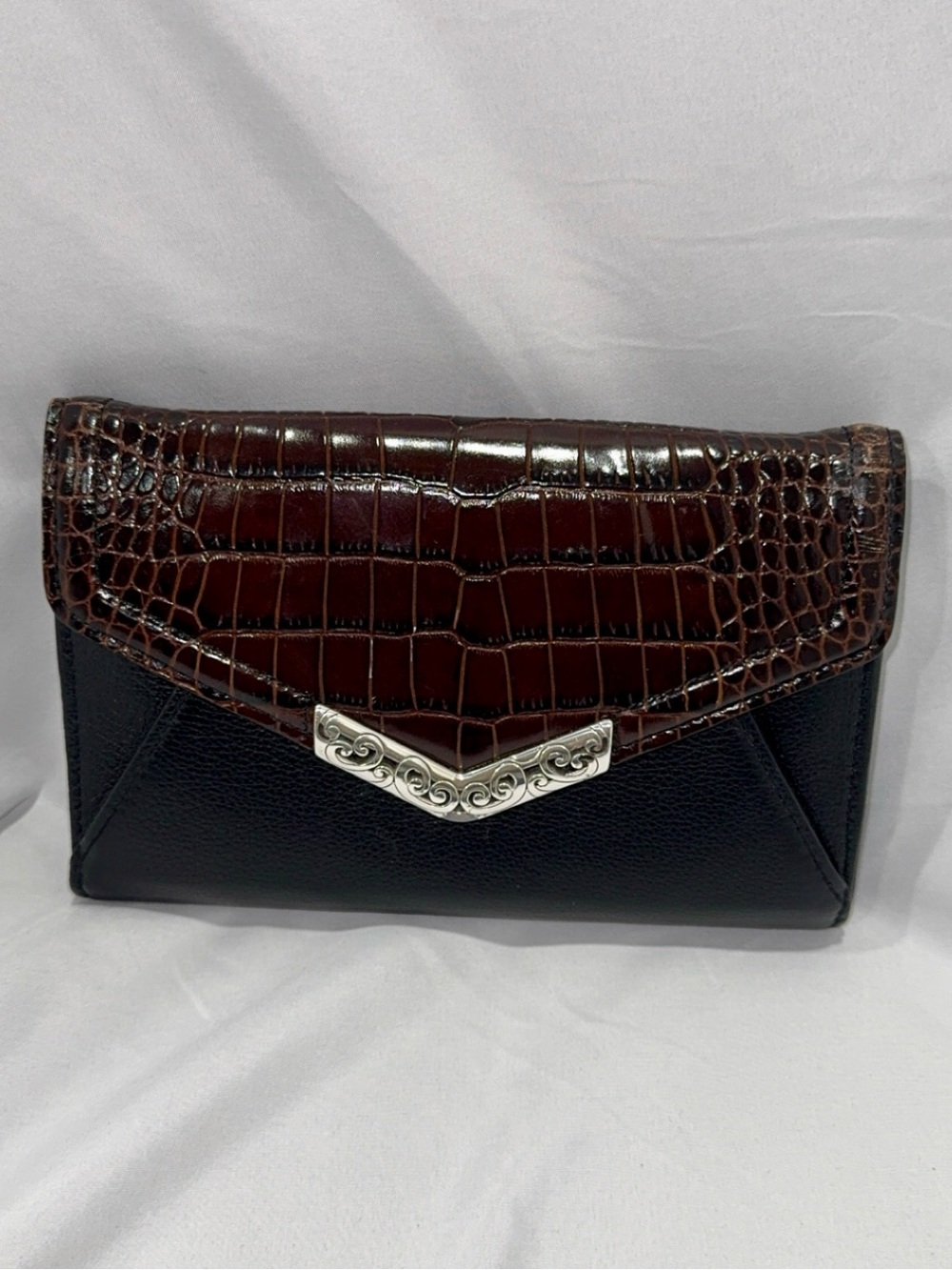 Brighton Women’s Black & Dark Brown Croc-Accent Crossbody Bag